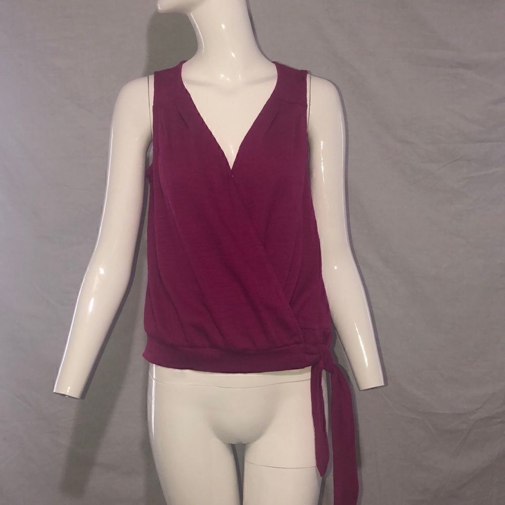 Universal Threads Top